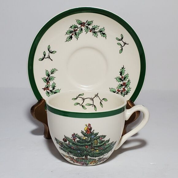 Spode Christmas Tree Teacup and Saucer England - Picture 6 of 8